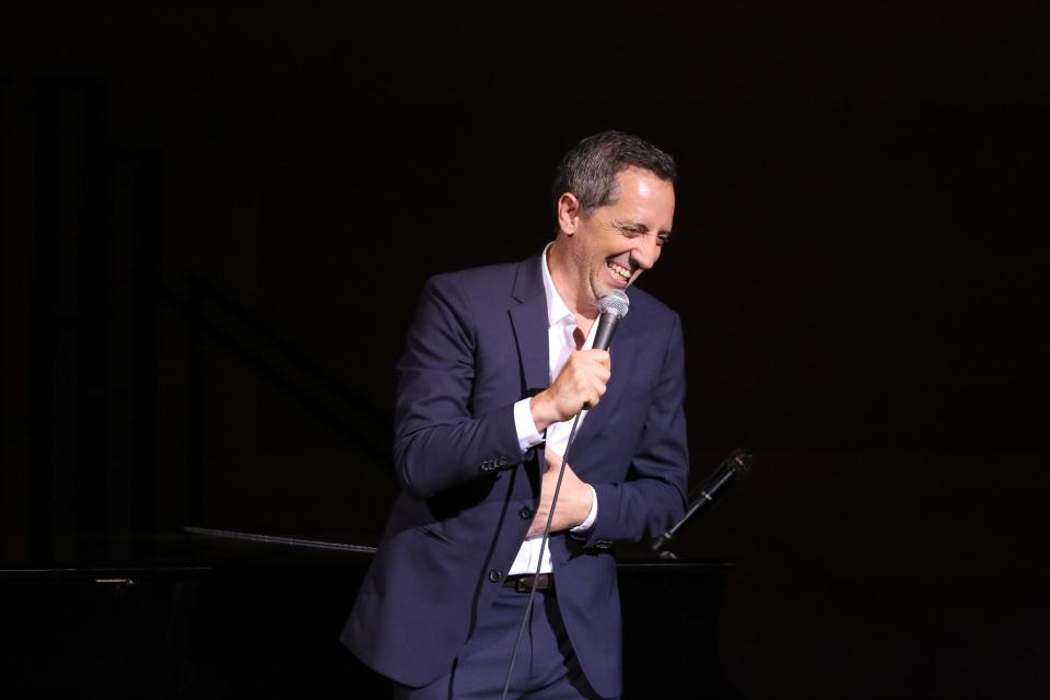 EN IMAGES – Pour les 48 ans de Gad Elmaleh, retour sur la carrière du plus américain des humoristes français