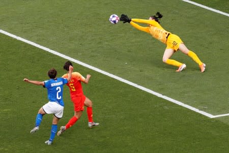 Women's World Cup - Round of 16 - Italy v China