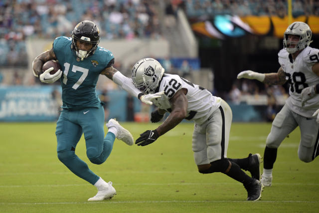 Oakland Raiders lose to the Jacksonville Jaguars in final home