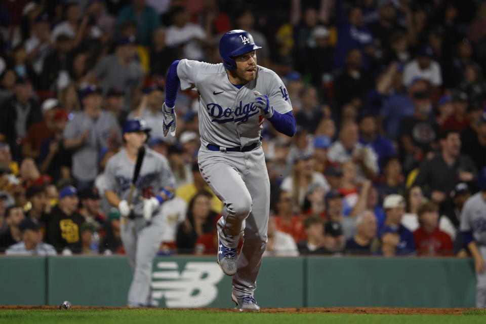 道奇Freddie Freeman掃出5支4猛打賞，其中包含7局上的超前長打。（MLB Photo By Winslow Townson/Getty Images）