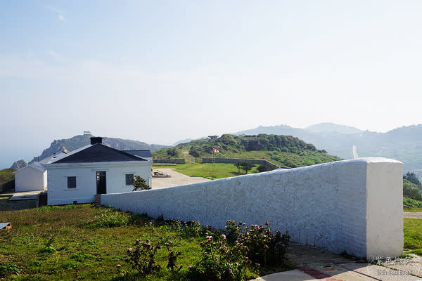 馬祖旅遊: 低碳漫遊-離島中的離島-東莒島-從白天美到黑夜，沙灘挖花蛤，最難忘藍眼淚