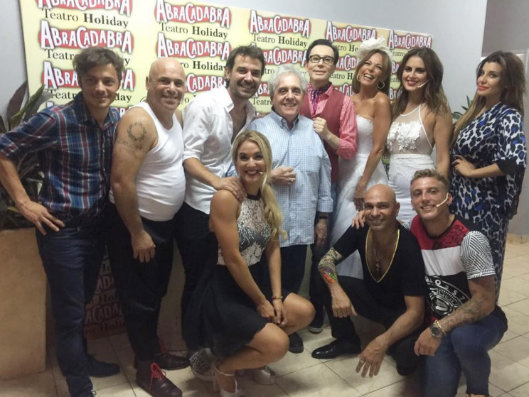 El elenco de ‘Abracadabra’. – Foto: Instagram.com/silvinalunaoficial