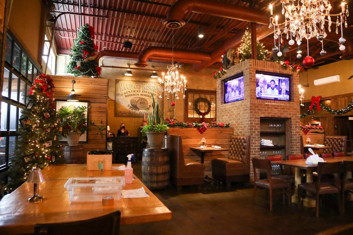 Carson’s has a fireplace in the middle of the front wall of the dinning area.
