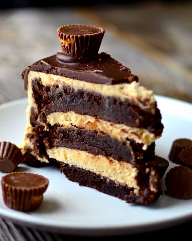 <strong>Get the <a href="http://www.yammiesnoshery.com/2014/08/flourless-chocolate-peanut-butter-cake.html" target="_blank">Flourless Chocolate Peanut Butter Cup Cake recipe</a> from Yammie's Noshery</strong>