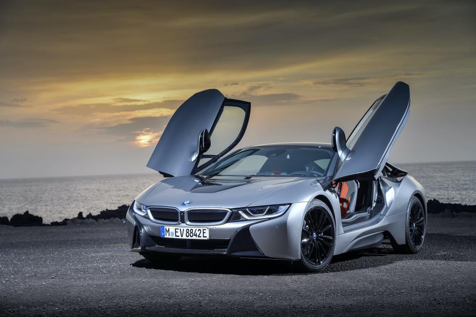 bmw i8 hero