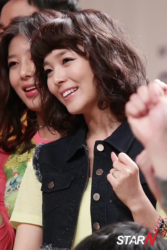 WONDER GIRLS, SUNYE, SUN YE - SUNYE GENUINE 1st Solo