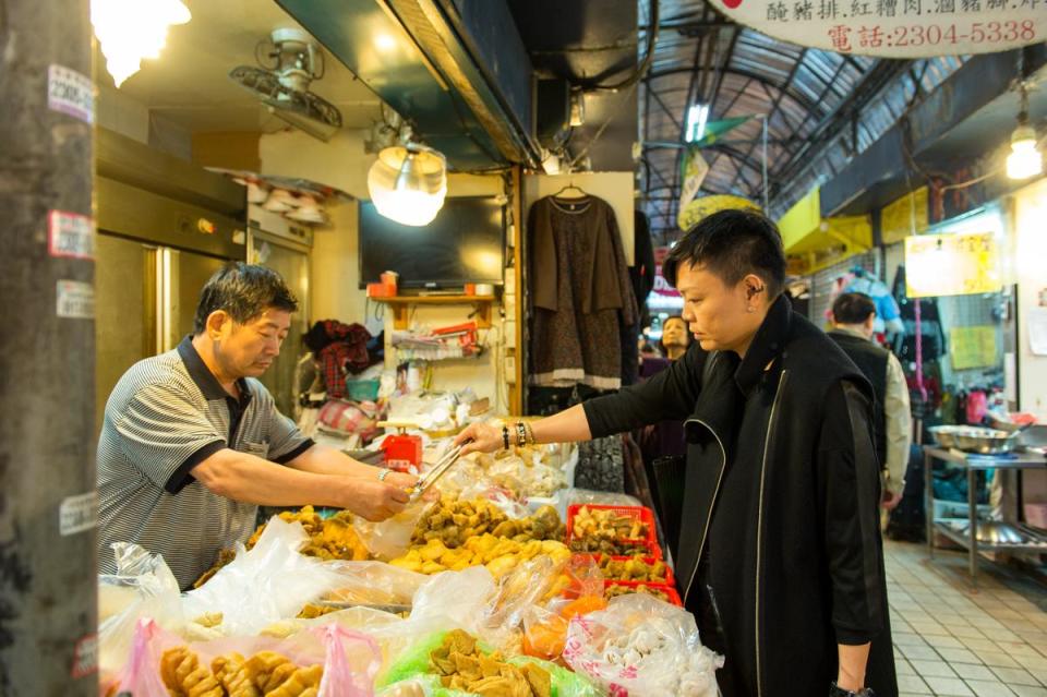 三水街83號的「豆皮專賣店」是李姝慧的囤貨名單之一。