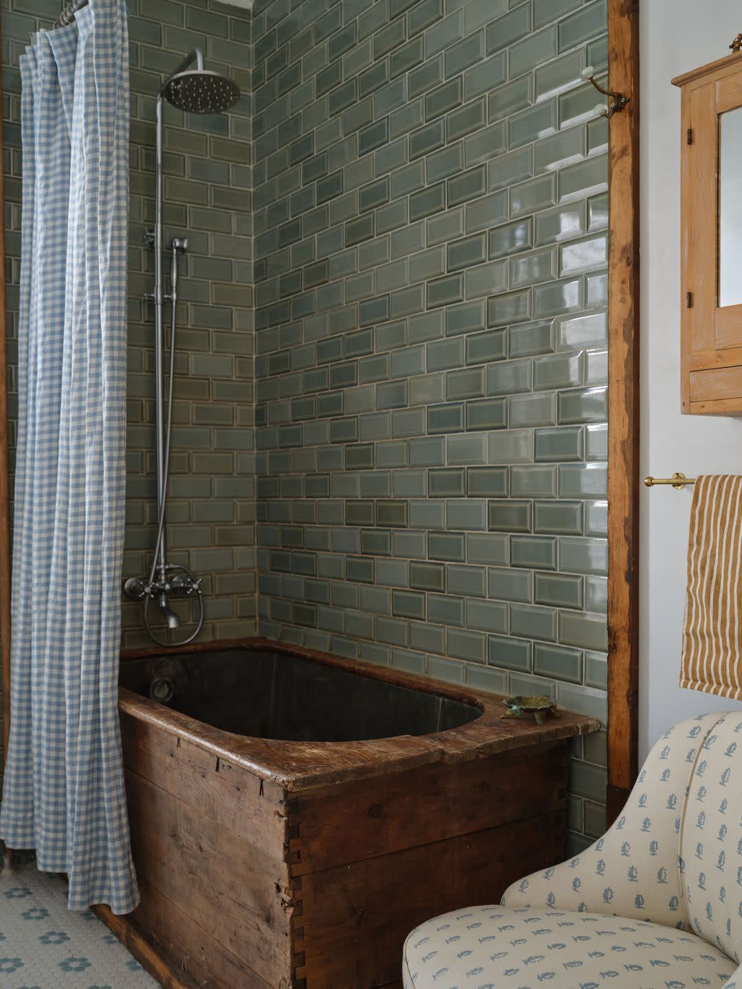 wooden bathtub