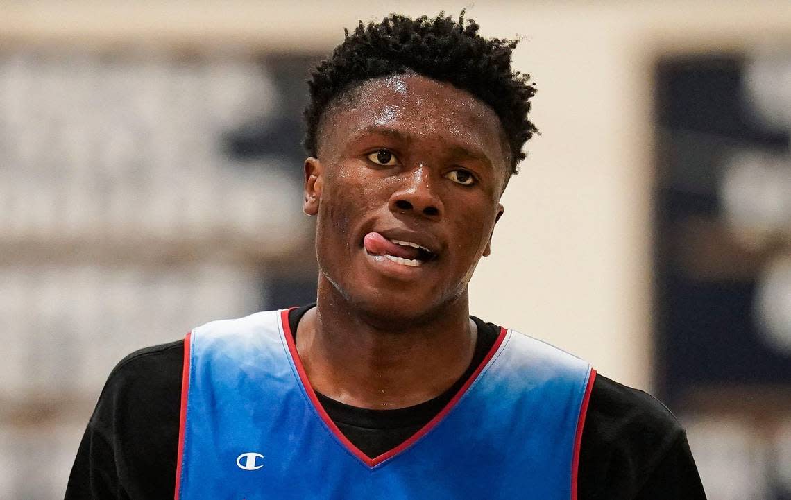 KU basketball lands surprise commitment from 5star big man Flory