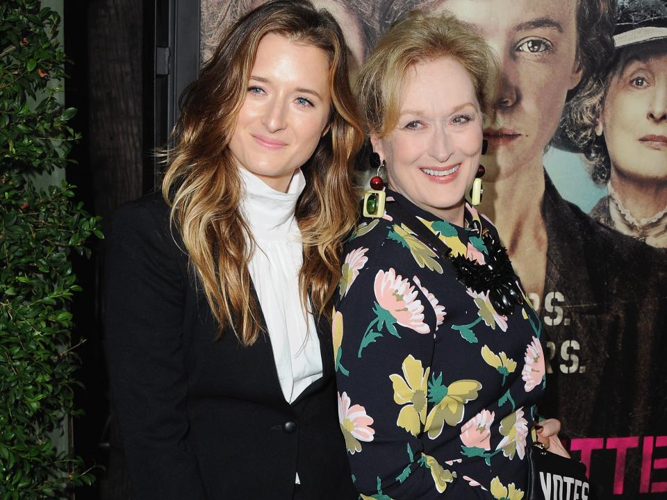 Grace Gummer standing next to Meryl Streep