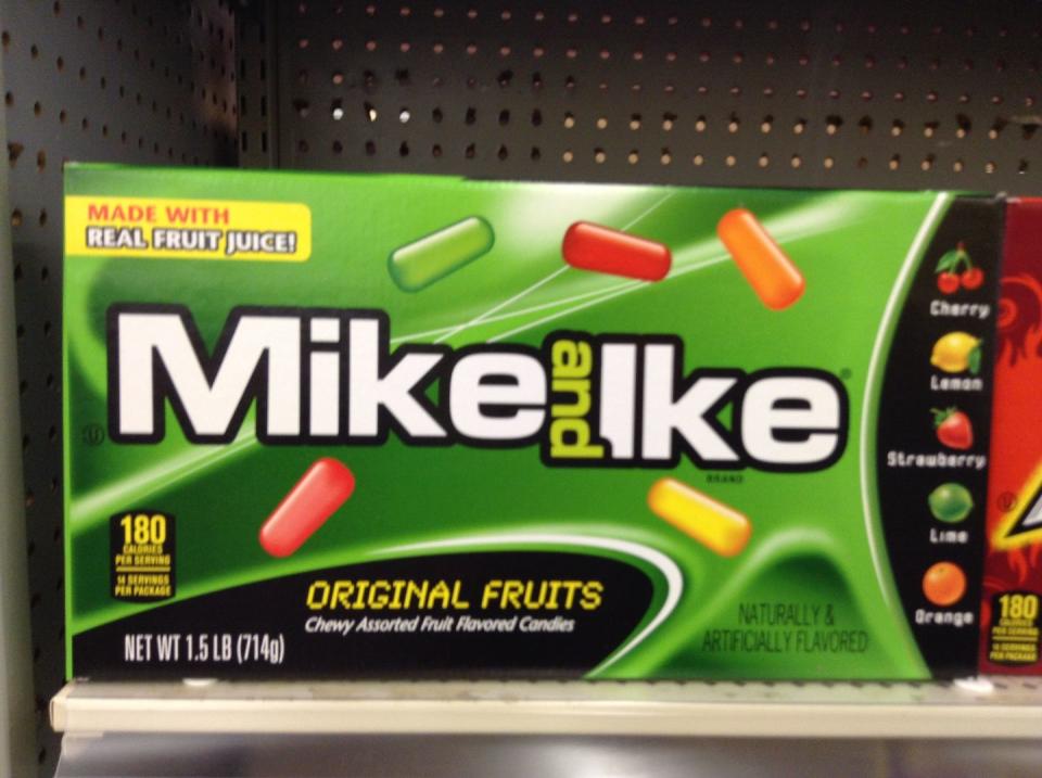 1940: Mike and Ike