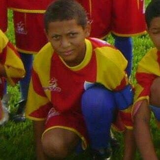 Richarlison with his youth team in Nova Venecia - Credit: richarlison.9 / Instagram 