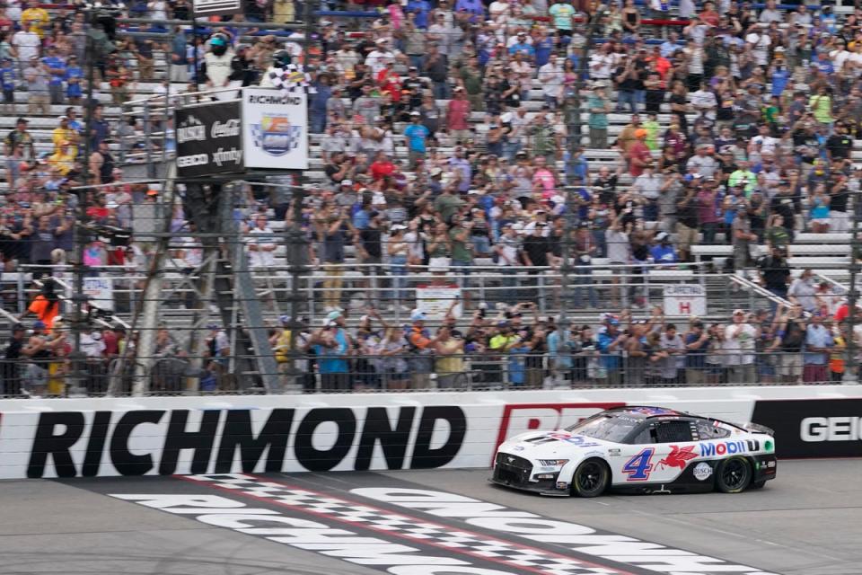 DEP-AUT NASCAR-RICHMOND (AP)