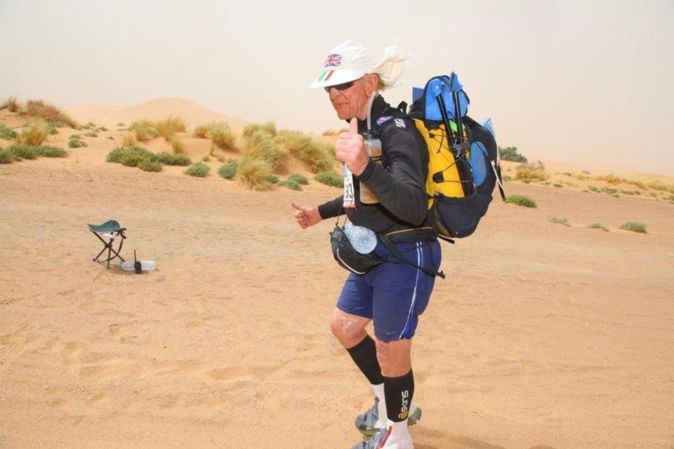 Mario Rebellato running a gruelling marathon des sables in the Moroccan desert (Guy’s and St Thomas NHS Trust)