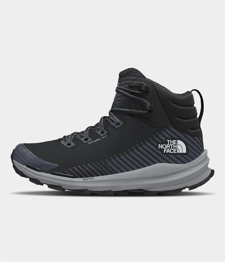 <p><a href="https://go.redirectingat.com?id=74968X1596630&url=https%3A%2F%2Fwww.thenorthface.com%2Fen-us%2Fmens%2Fmens-footwear-c211706%2Fmens-vectiv-fastpack-mid-futurelight-boots-pNF0A5JCW&sref=https%3A%2F%2Fwww.menshealth.com%2Fstyle%2Fg41966168%2Fbest-winter-sneakers%2F" rel="nofollow noopener" target="_blank" data-ylk="slk:Shop Now;elm:context_link;itc:0;sec:content-canvas" class="link ">Shop Now</a></p><p>Vectiv Fastpack Mid FutureLight Boots</p><p>$165.00</p>