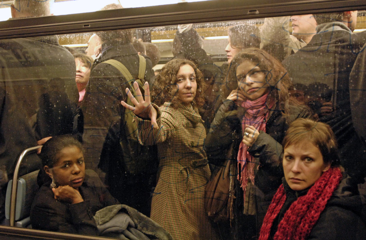 Commuters on the metro at&nbsp;Chatelet station in Paris (Photo: Gonzalo Fuentes / Reuters)