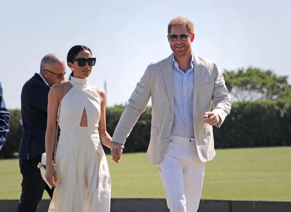 The couple looked calm, cool and collected at the Miami event on Friday. ZUMAPRESS.com