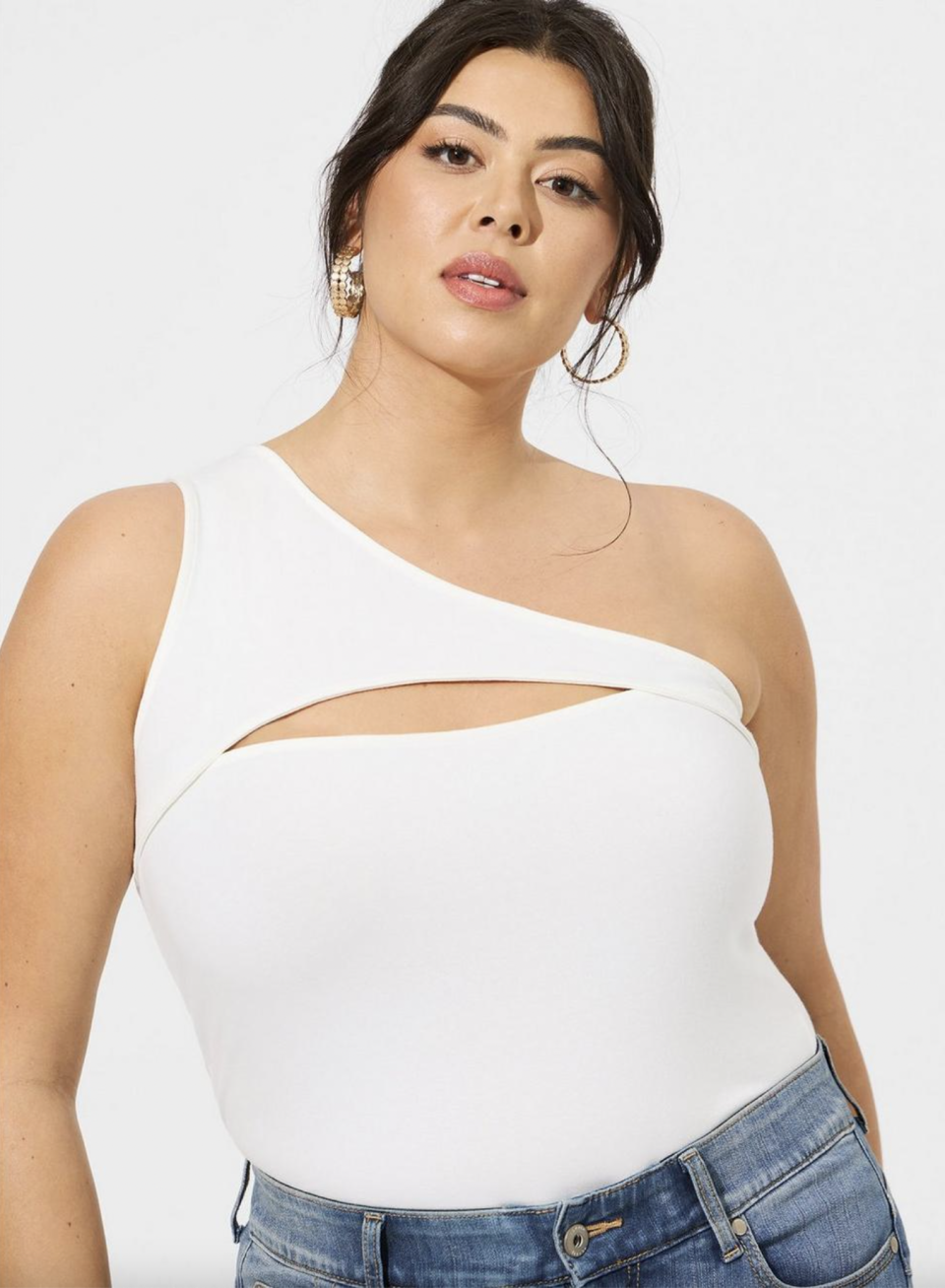 <p><a href="https://go.redirectingat.com?id=74968X1596630&url=https%3A%2F%2Fwww.torrid.com%2Fproduct%2Ffoxy-cutout-one-shoulder-top%2F18224997.html%3Fdwvar_18224997_color%3DCLOUD%2BDANCER%26cgid%3DClothing_Tops&sref=https%3A%2F%2Fwww.cosmopolitan.com%2Fstyle-beauty%2Ffashion%2Fg43540607%2Fminimalist-style-outfits%2F" rel="nofollow noopener" target="_blank" data-ylk="slk:Shop Now;elm:context_link;itc:0;sec:content-canvas" class="link ">Shop Now</a></p><p>Torrid Foxy Cutout One Shoulder Top</p><p>$10.00</p><p>torrid.com</p>