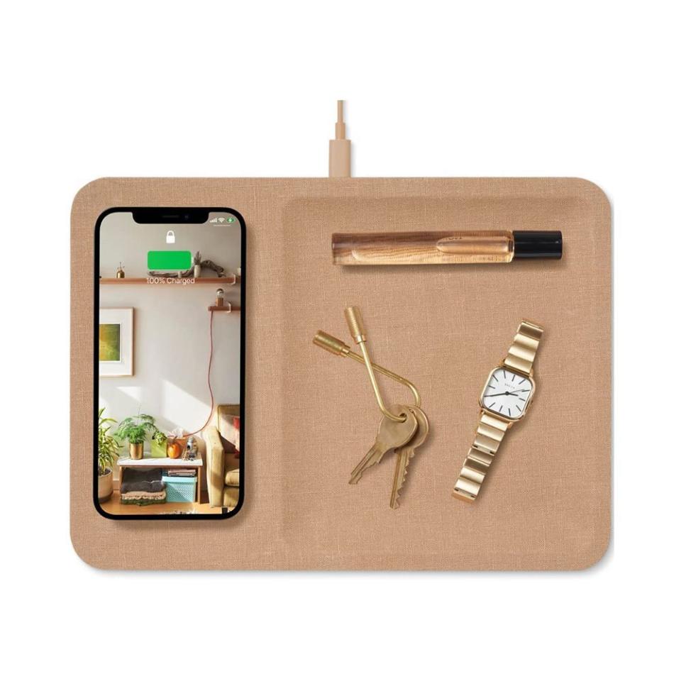 Essentials Catch: 3 Wireless Charging & Accessory Organization Tray