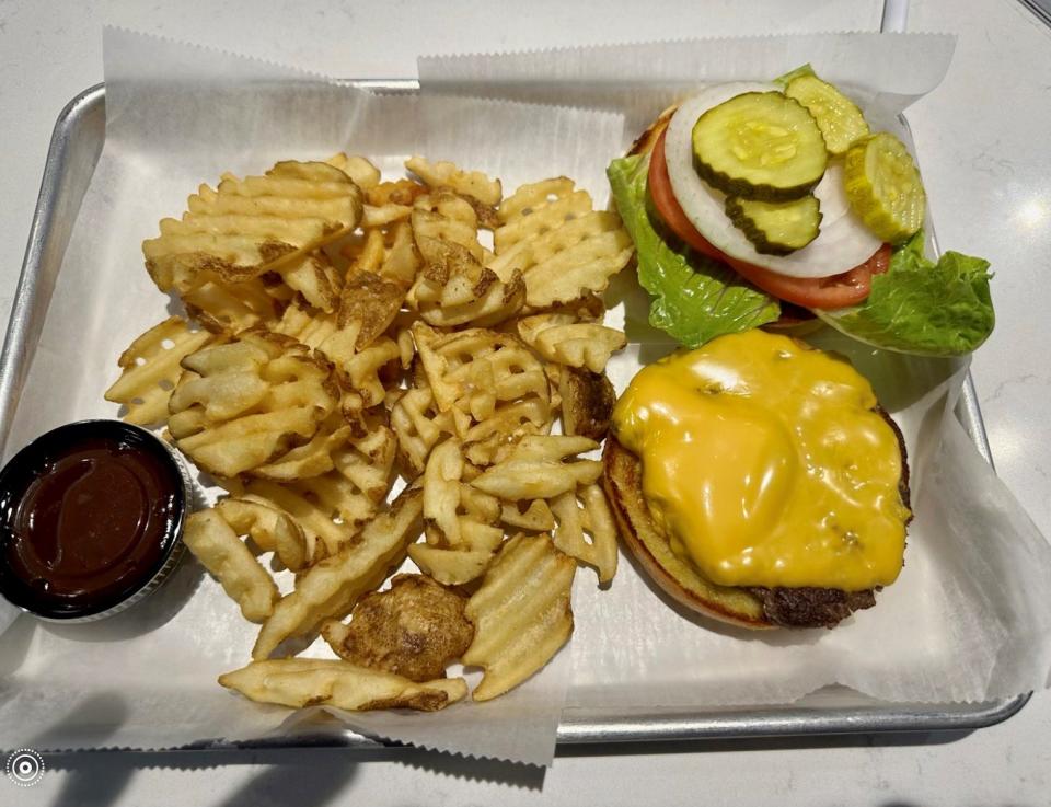 Smash burgers are among the food offerings at Pockets & Putters in Rockledge.
