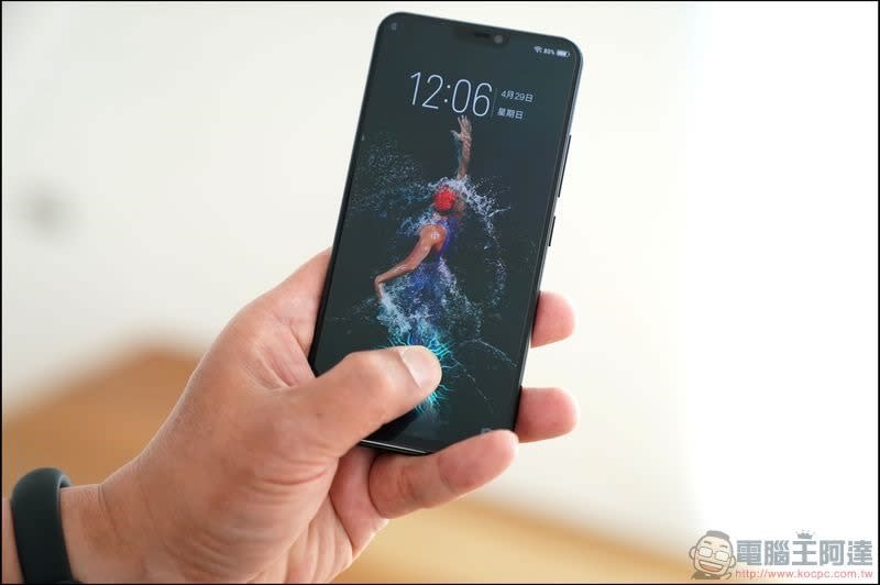 vivo X21 螢幕下指紋辨識