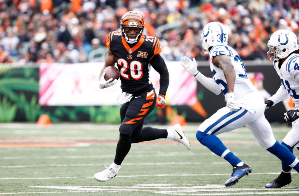 Joe Mixon rolled for the Bengals, but didn’t impress Le’Veon Bell. (Getty)