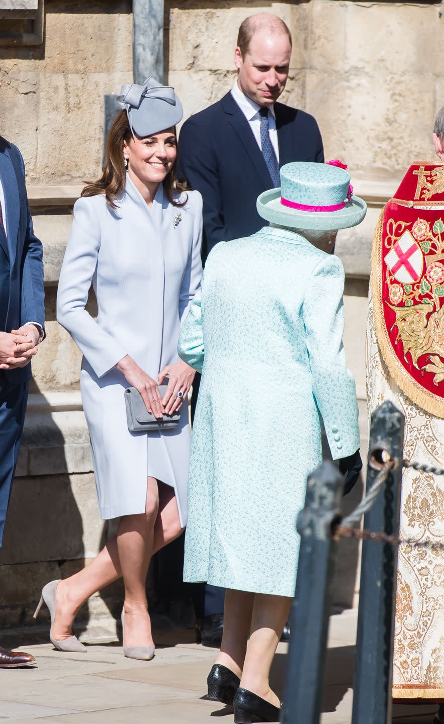 The Palace Released a Photo of Queen Elizabeth and Her Heirs Preparing Christmas Pudding