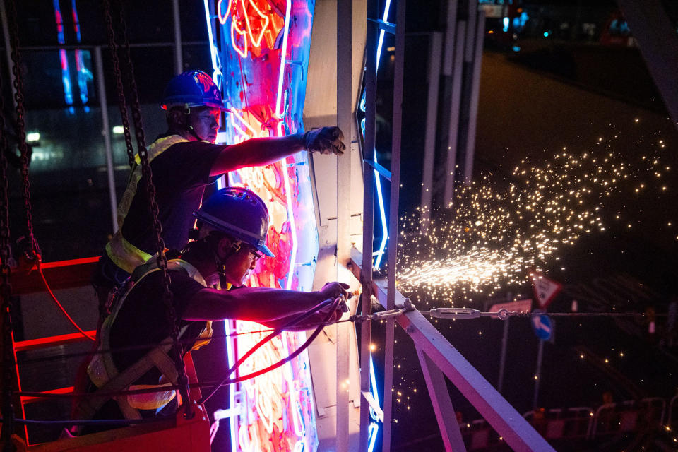 Hong Kong Neon (Bertha Wang / AFP via Getty Images)