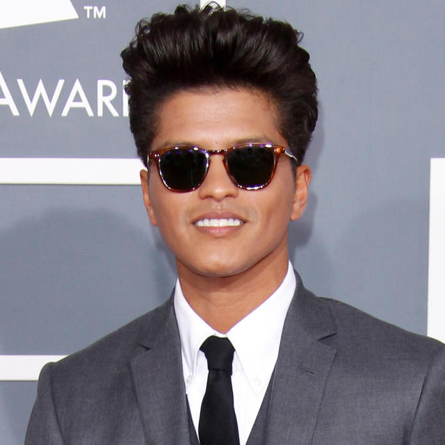 Bruno Mars Turns 31 Today! Take a Look Back at His Changing Looks Over ...