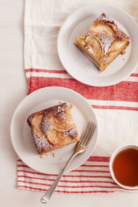 Apple Spice Cake