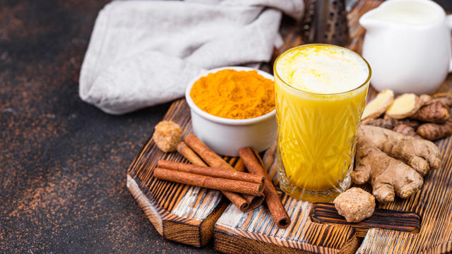 Turmeric for Horses Made Simple - The Little Feed Company