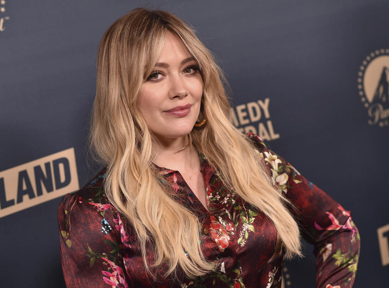 Photo by: KGC-11/STAR MAX/IPx 2020 10/24/20 Hilary Duff and Matthew Koma are expecting their third child. STAR MAX File Photo: 5/30/19 Hilary Duff at the Comedy Central, Paramount Network, TV Land Press Day held at the The London West in Hollywood, CA.