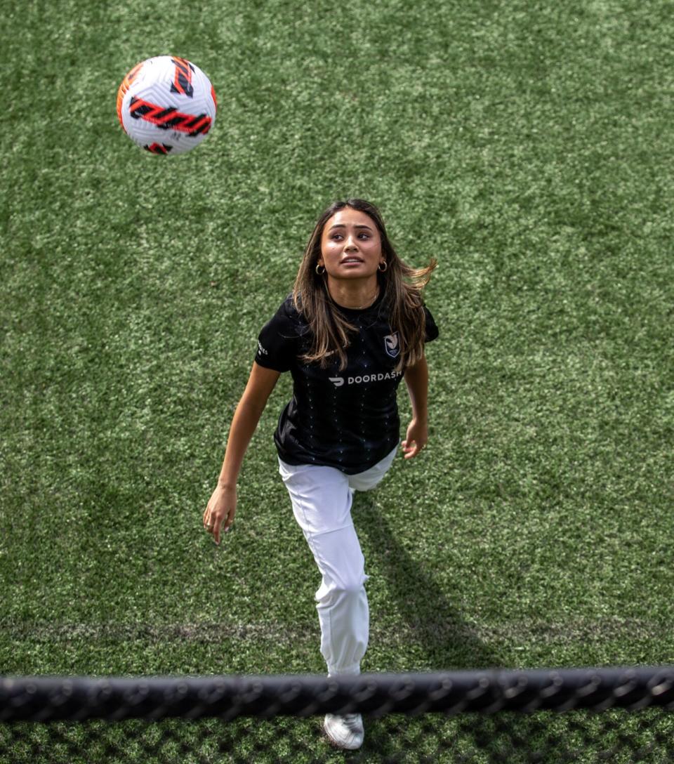 Harvard-Weslake student Alyssa Thompson was selected No. 1 overall by Angel City FC in the NWSL draft on Thursday.