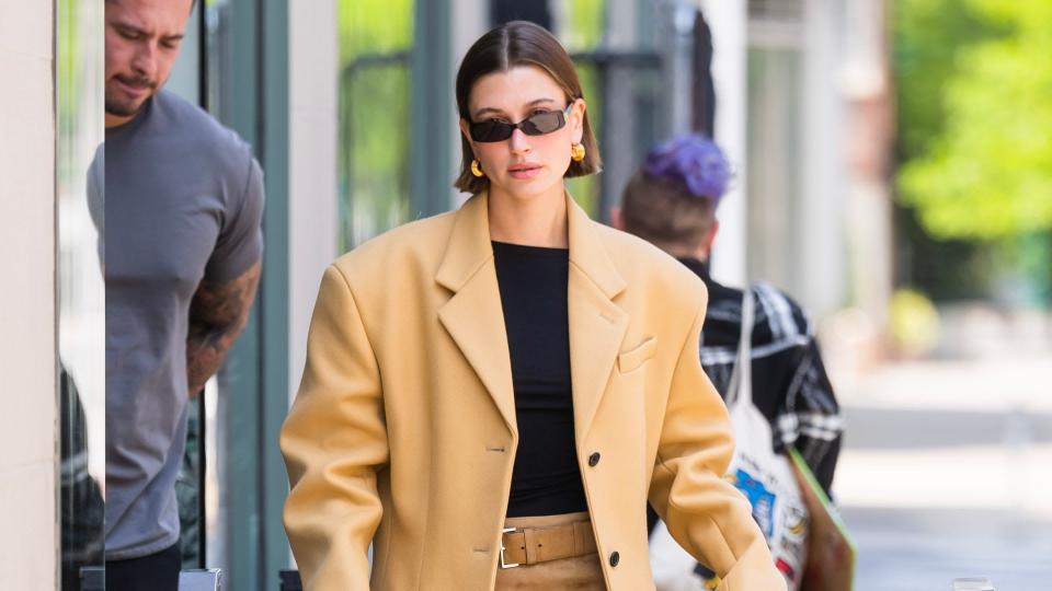 Hailey Bieber in NYC getting breakfast