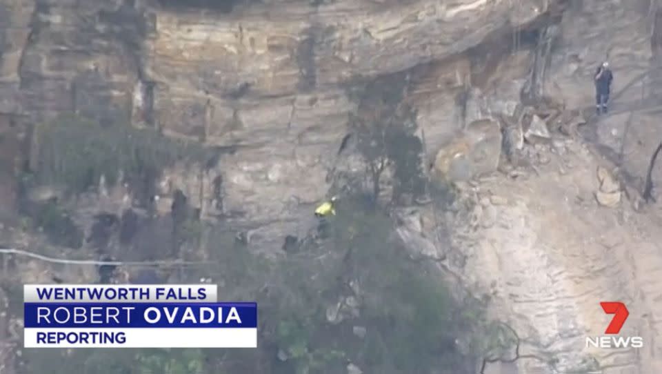 Two survivors of a rockfall in the Blue Mountains were airlifted from the site. Source: 7 News