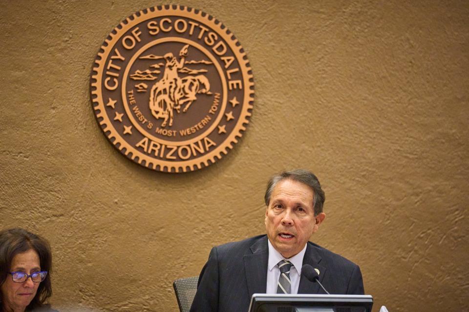 Scottsdale mayor David Ortega addresses the city council during a meeting at the Scottsdale Civic Center on Tuesday, Jan. 10, 2023.