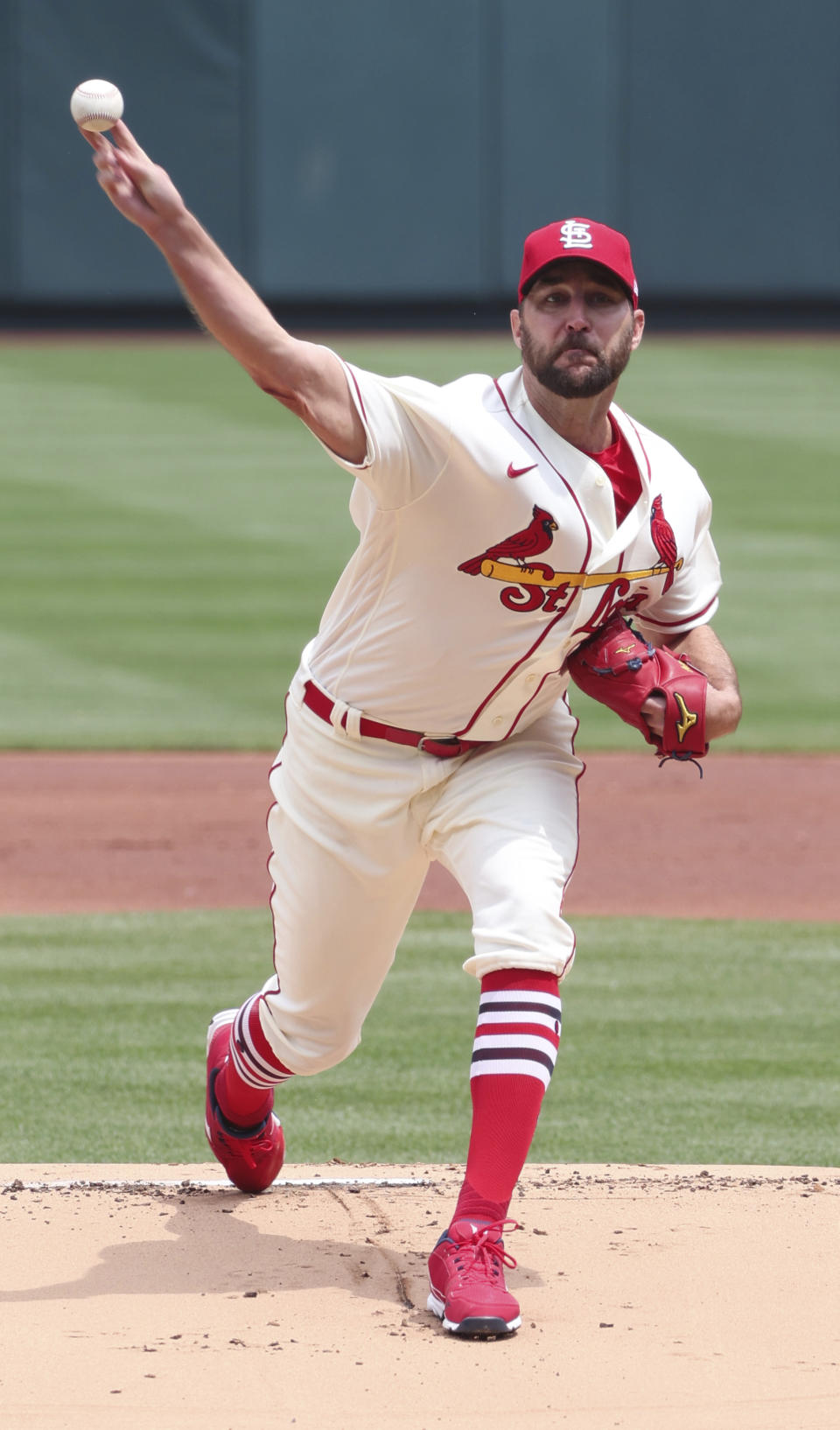 St. Louis Cardinals' starting pitcher Adam Wainwright delivers a pitch in the first inning of a baseball game against the Detroit Tigers, Saturday, May 6, 2023 in St. Louis. (AP Photo/Tom Gannam)