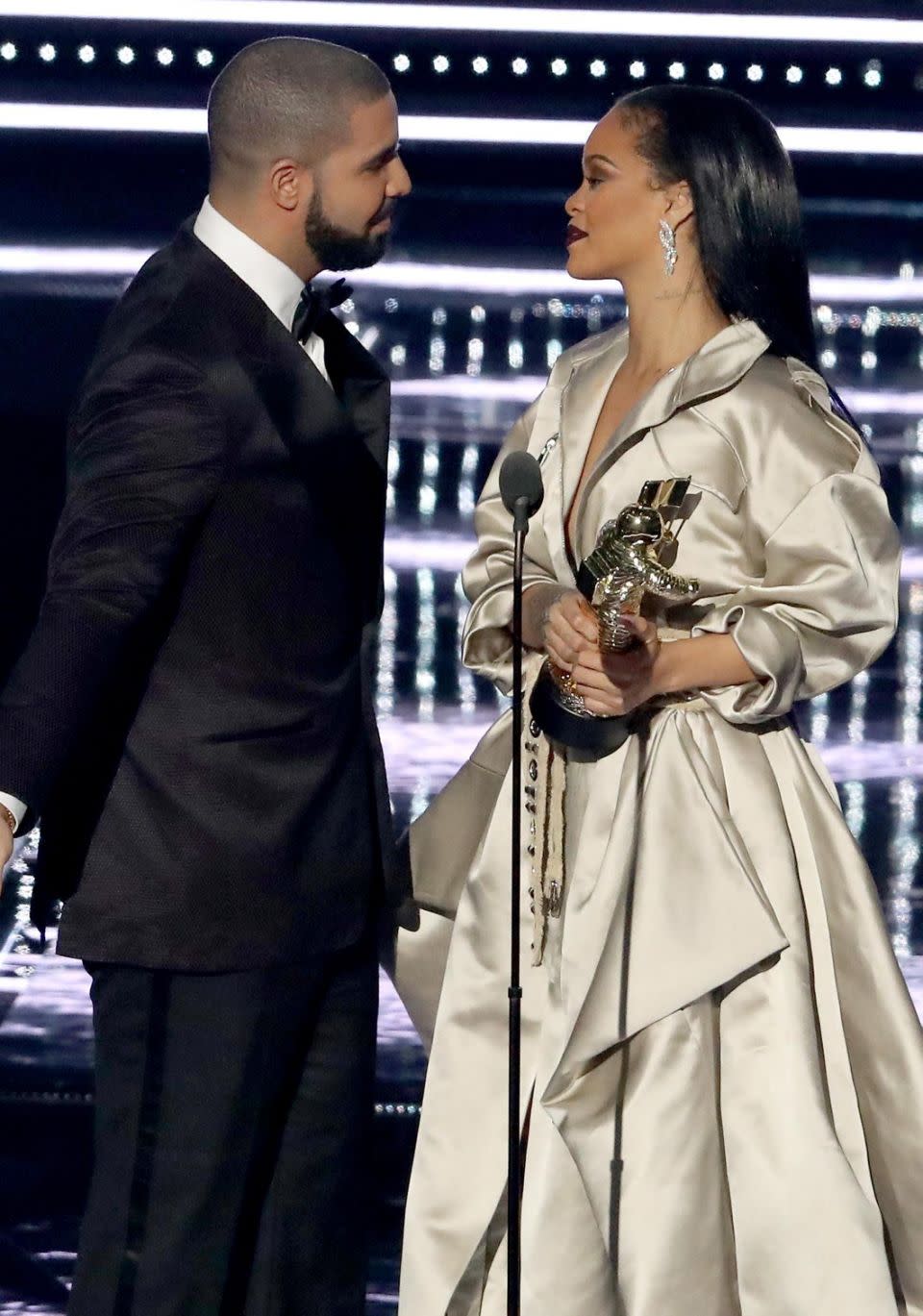 She has also been rumoured to have dated longtime pal Drake. He presented her The Video Vanguard Award during the 2016 MTV Video Music Awards. Source: Getty