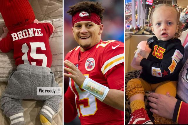 Patrick Mahomes' Daughter Sterling Shows Off Her Custom '15' Jacket at  Super Bowl 2023