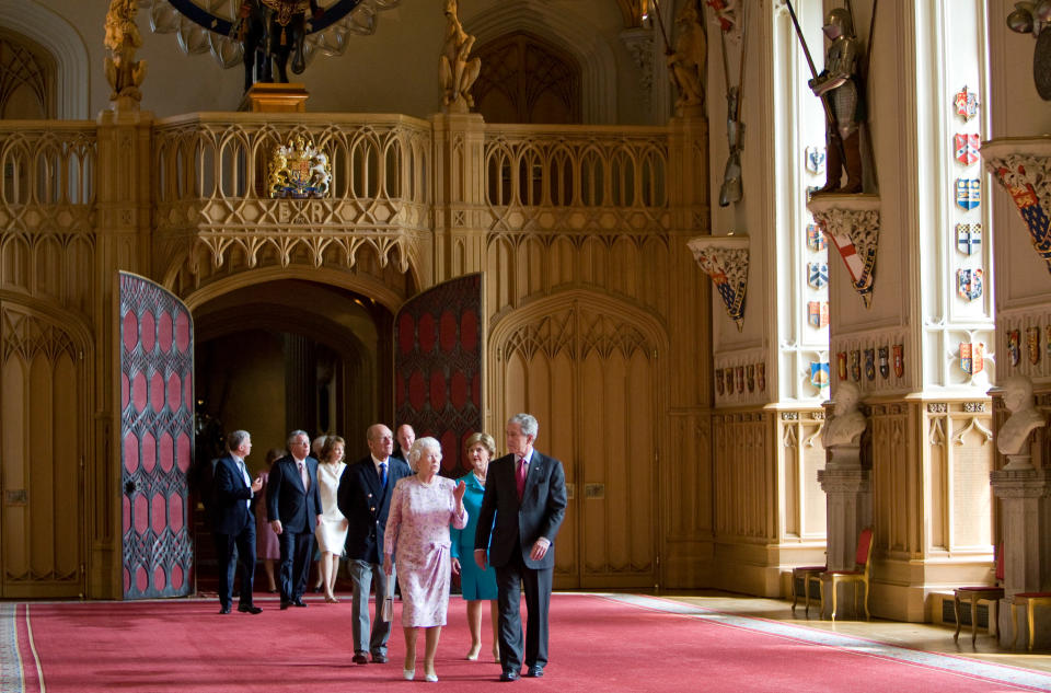 WINDSOR, UNITED KINGDOM - JUNE 15:  President George W. Bush and his wife, the First Lady Laura Bush meet with Queen Elizabeth II and Prince Philip, Duke of Edinburgh and walk through St George's Hall at Windsor Castle, on June 15, 2008 in Windsor, England.  (Photo by Tim Graham Photo Library via Getty Images)