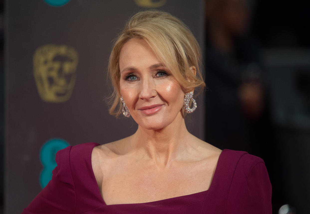 J.K. Rowling stepped in to defend a woman author after a guy tried to mansplain her own book to her
