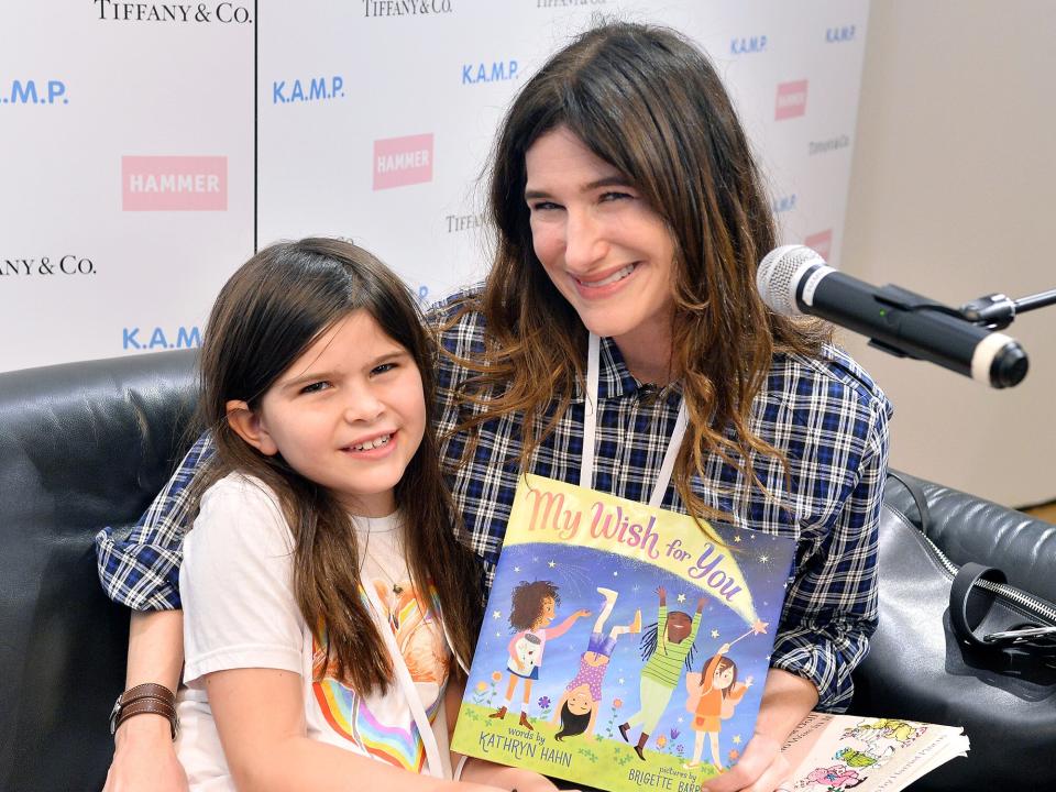Kathryn Hahn reads to children at the Hammer Museum K.A.M.P. (Kids' Art Museum Project) 2018 at Hammer Museum on May 20, 2018 in Los Angeles, California