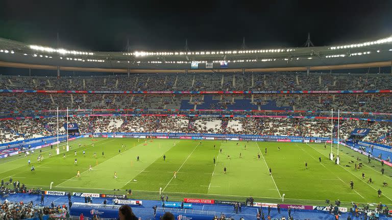 Así está el Stade de France, donde llueve a poco más de una hora del arranque del partido entre los Pumas y All Blacks