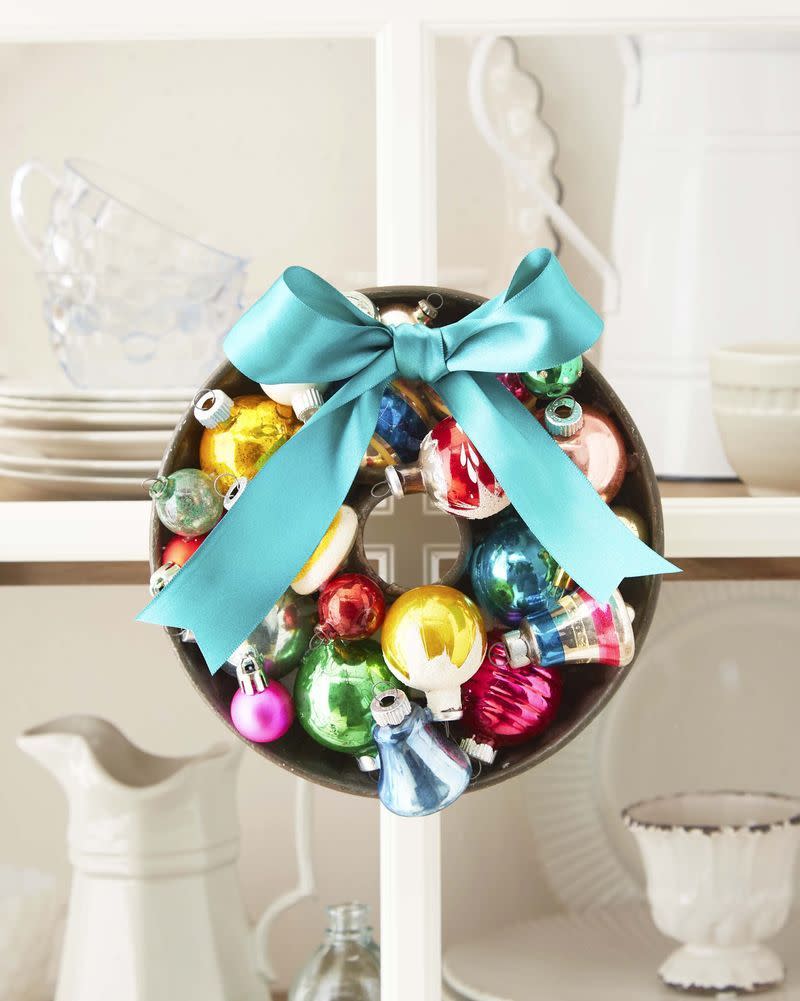 shiny brite bundt pan wreath