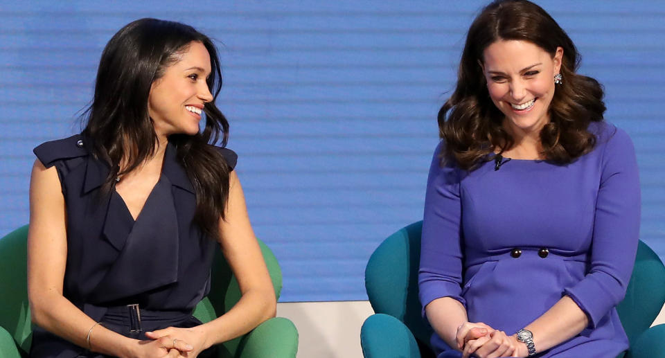 Meghan Markle und Herzogin Kate zeigten sich bei ihrem gemeinsamen Auftritt harmonisch. (Foto: Getty Images)