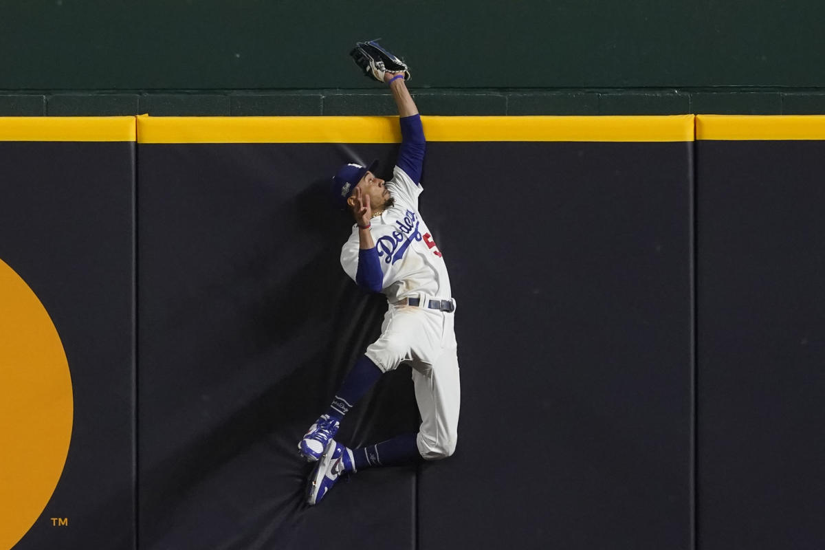 Mookie Betts' game-saving catch 'another reason why Mookie's the