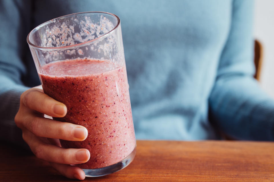 A berry smoothie with leafy greens, nut butter and yogurt packs a powerful nutritional punch that may also help manage anxiety.  (Photo: Julia Murray / EyeEm via Getty Images)