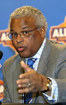 Players union director Billy Hunter doesn't think NBA commissioner David Stern has the sway with owners that he once did