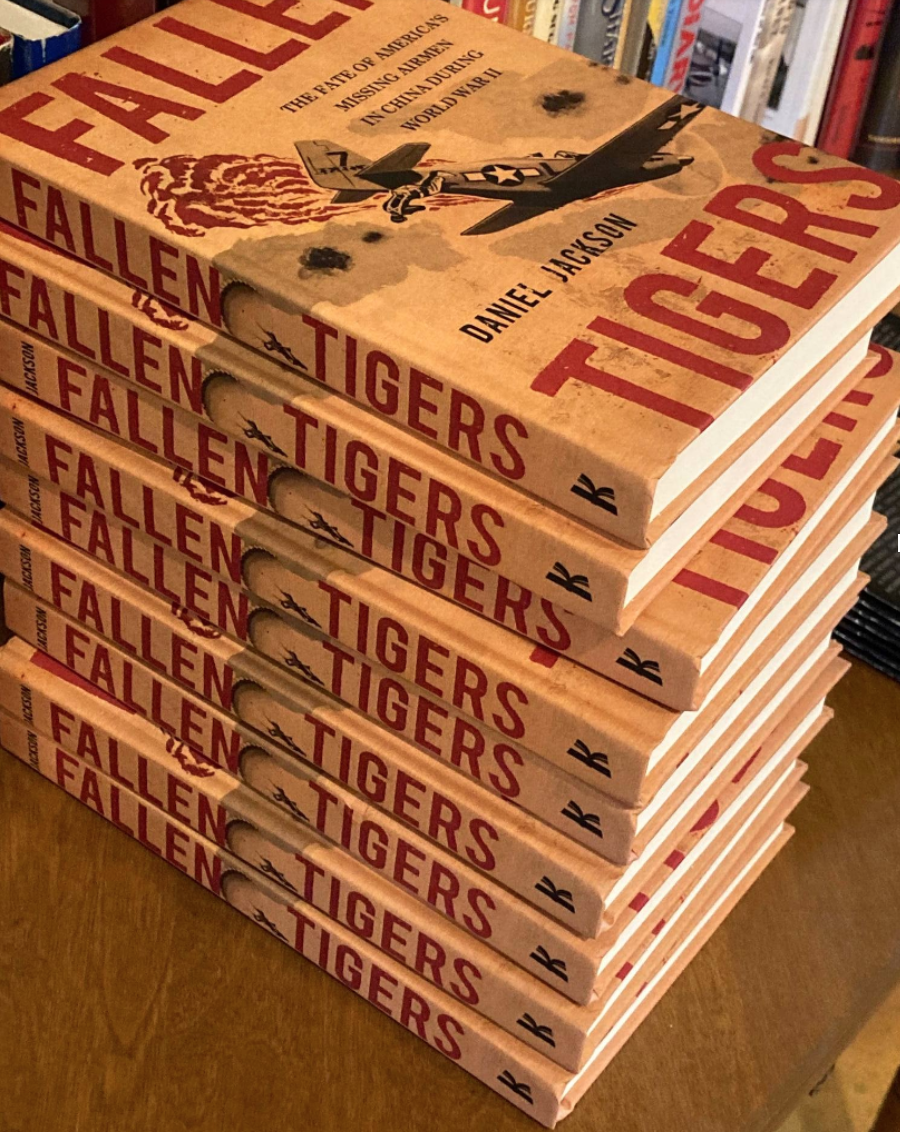 Dan Jackson所著的新書《殞落飛虎：二戰期間美國失蹤飛行員的在華命運》（Fallen Tigers : The Fate of America's Missing Airmen in China during World War II），即將於今年5月份在美出版。