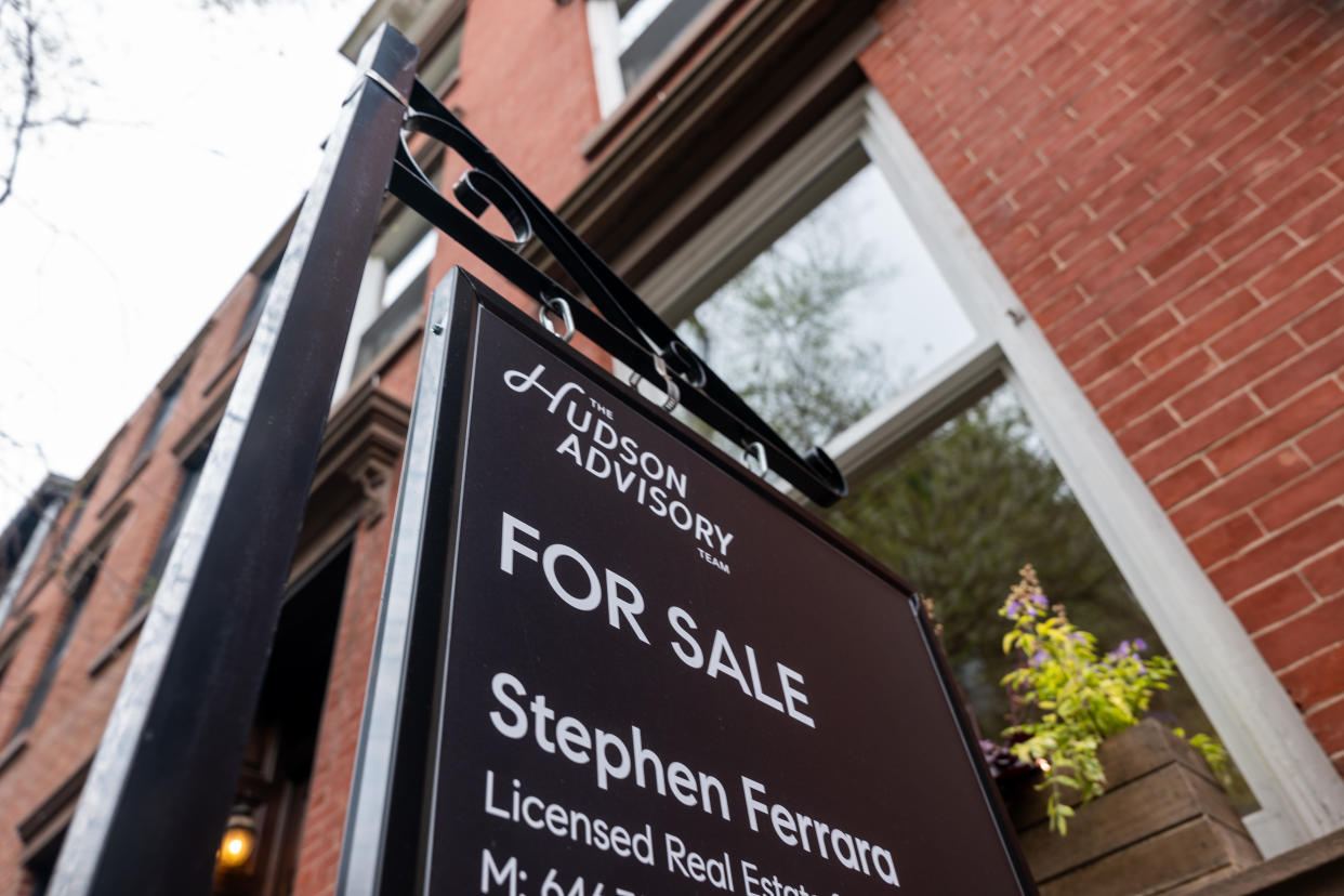 NEW YORK, NEW YORK - APRIL 11: A sign advertising a home for sale is displayed outside of a Manhattan building on April 11, 2024 in New York City. As consumer inflation remained high last month, Americans are seeing steep increases in the price of rent, home, gas and food among other essential items. The continued rise in inflation means that the Federal Reserve is unlikely to cut interest rates anytime soon. (Photo by Spencer Platt/Getty Images)